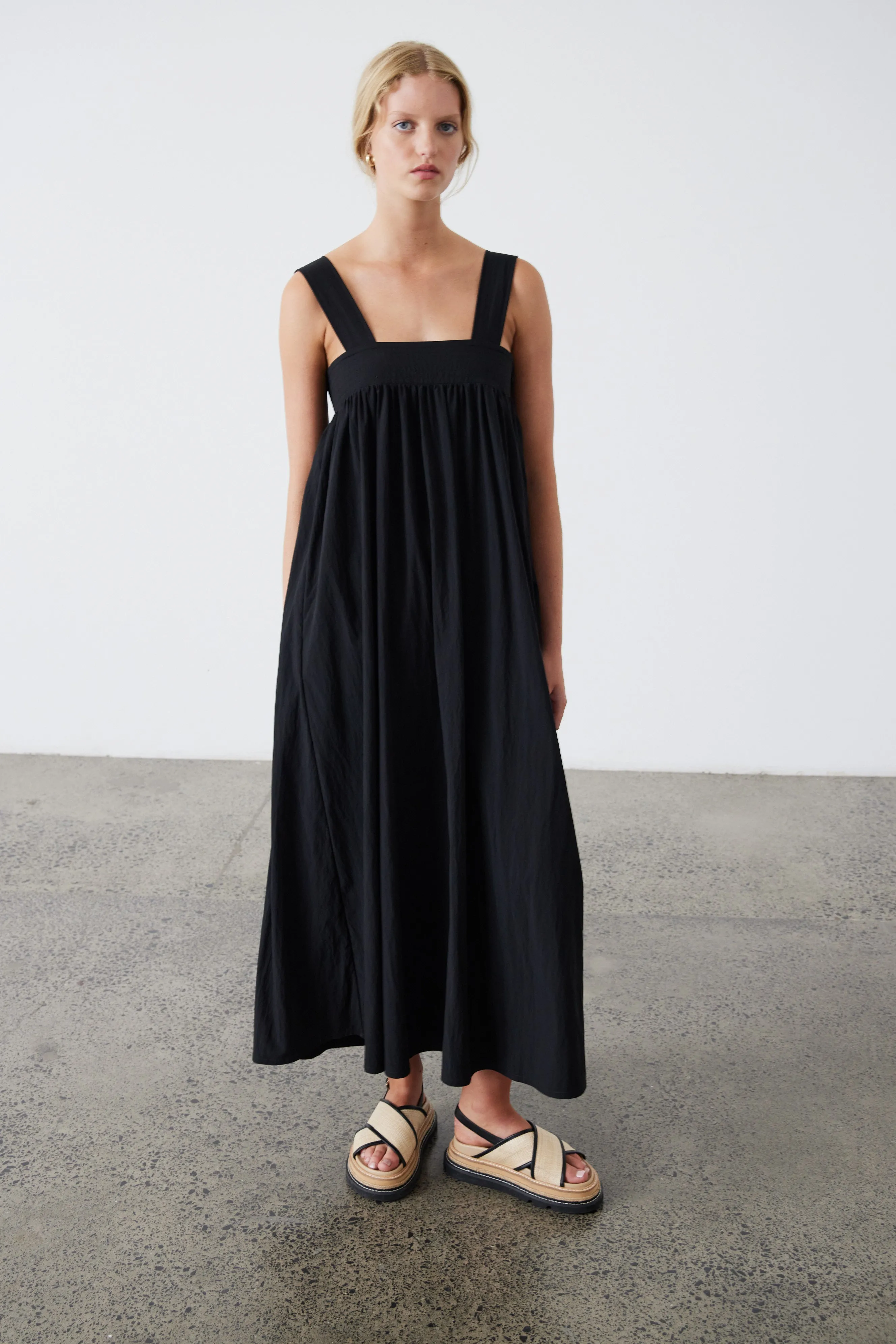 Ana Dress - Black