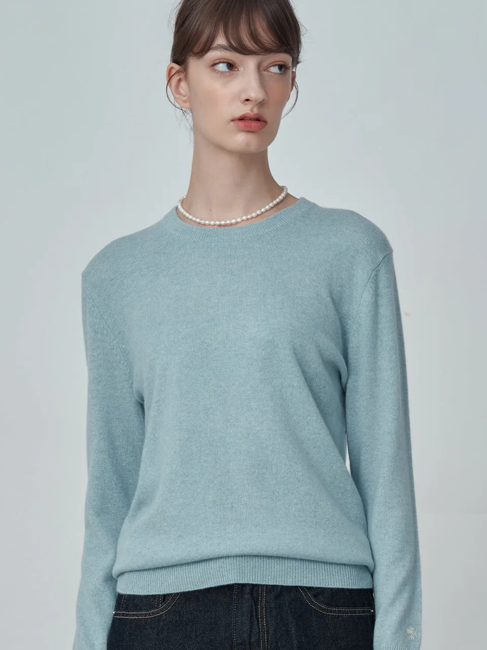 Classic Crew Neck Sweater_Eggshell Blue