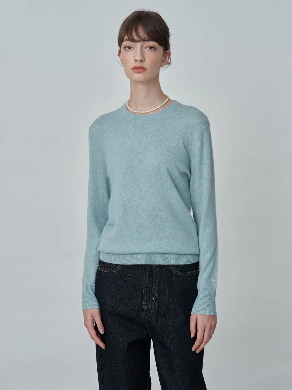 Classic Crew Neck Sweater_Eggshell Blue