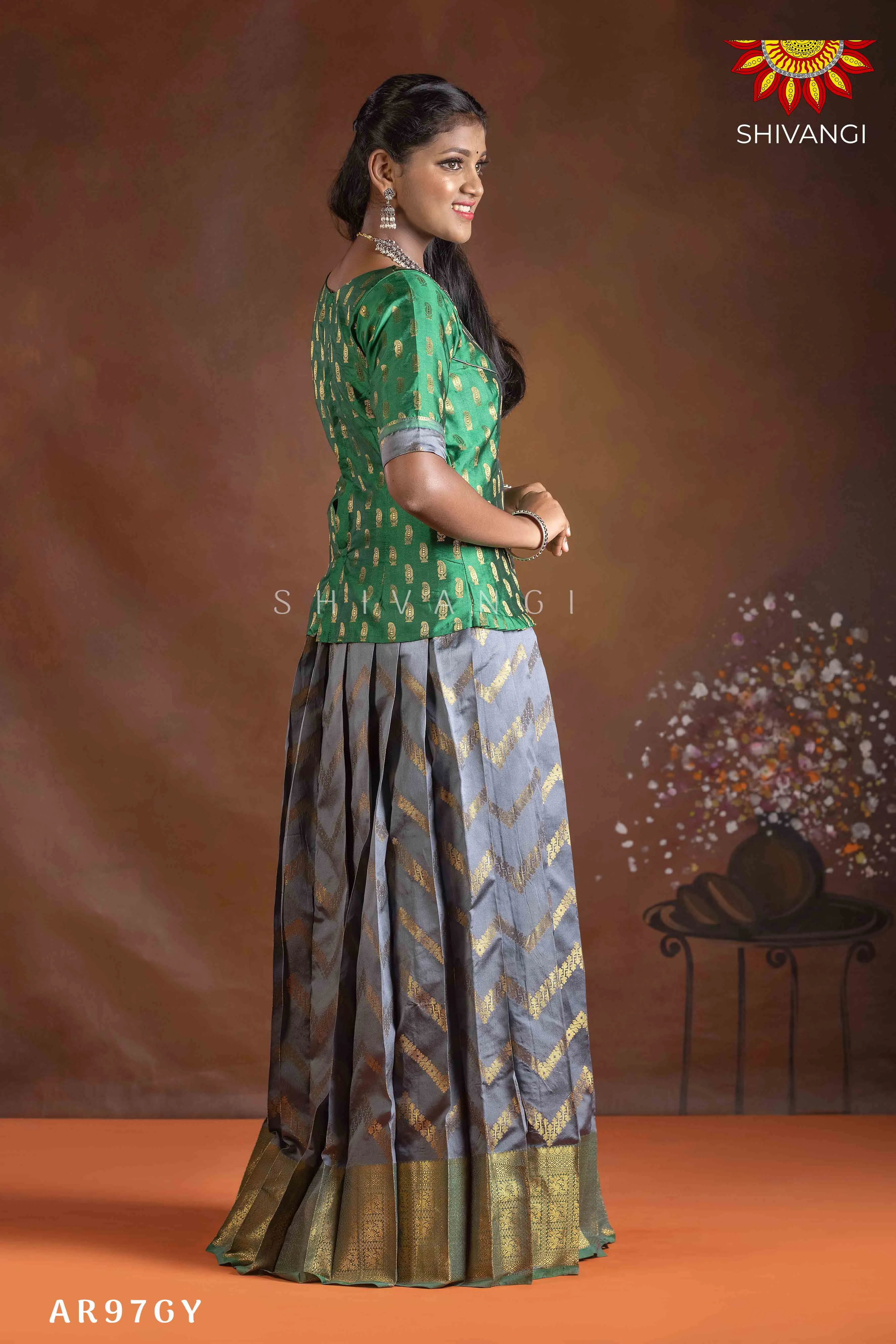 Girls Grey Floral Link Pattu Pavadai | Langa