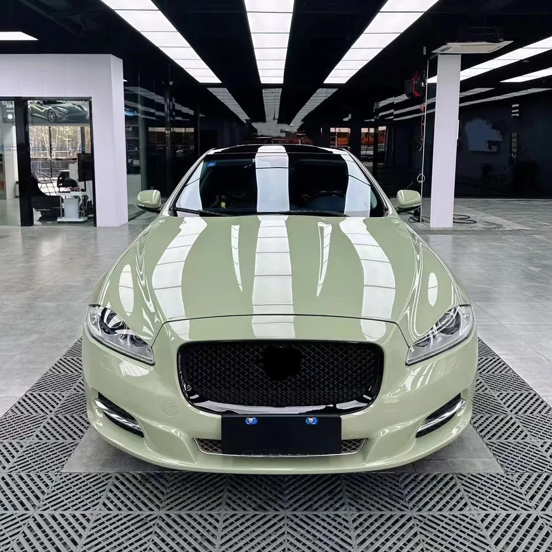 Gloss Light Khaki Green Vinyl Wrap