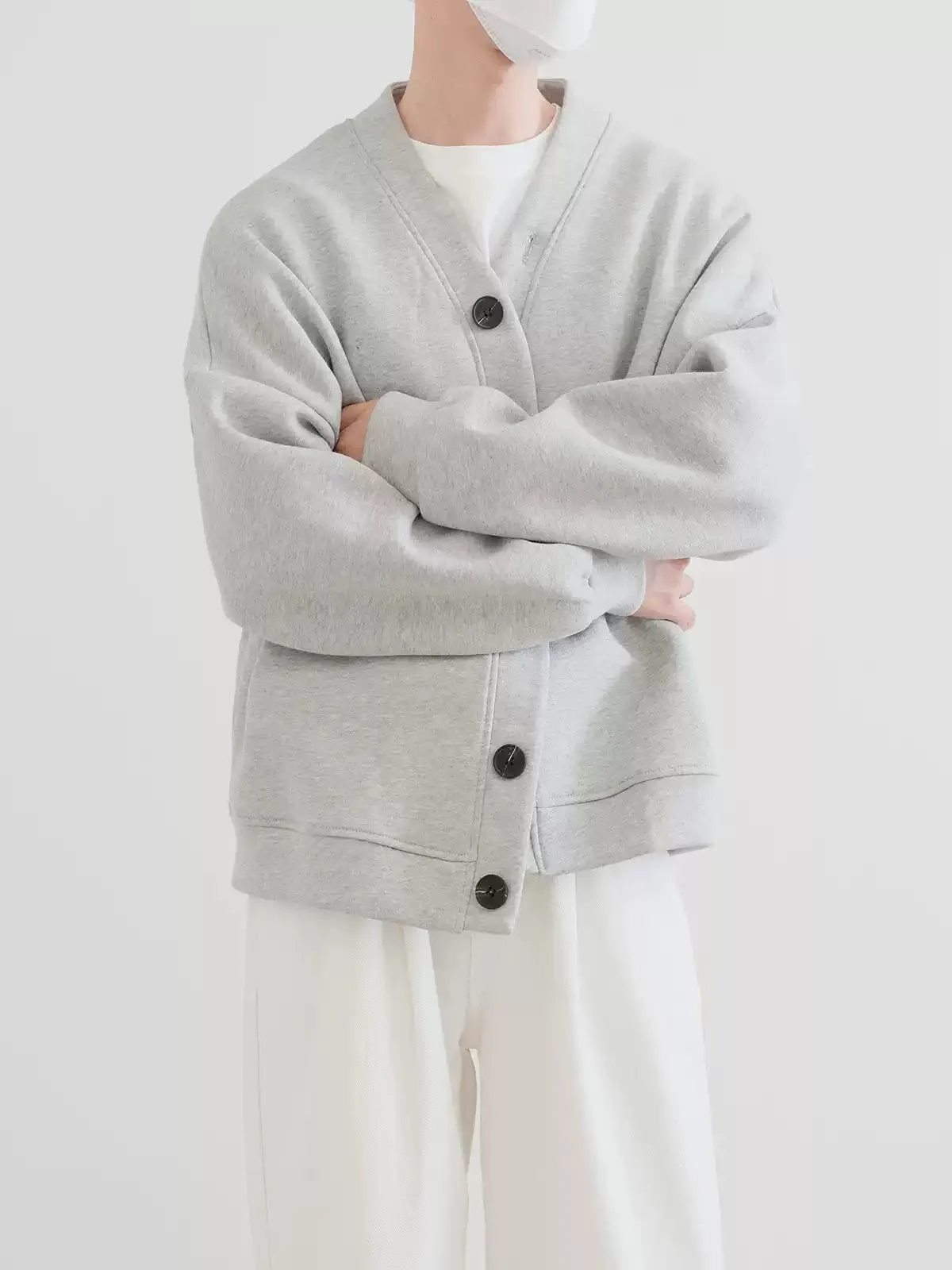 Zhou Minimalist V-Neck Cardigan